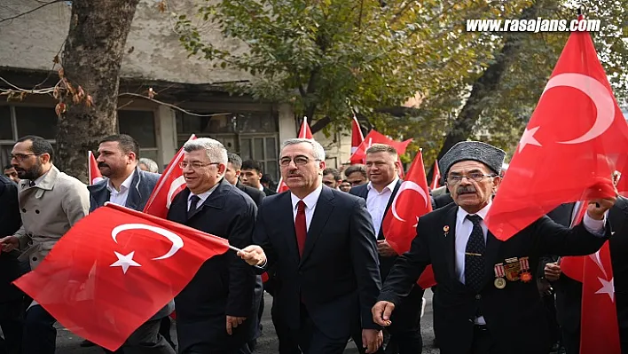 Başkan Güngör: Bayrak Onur, Şeref Ve Namustur