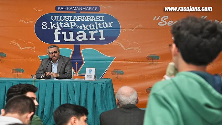 Başkan Güngör, Kitap Fuarında Gençlerle Buluştu