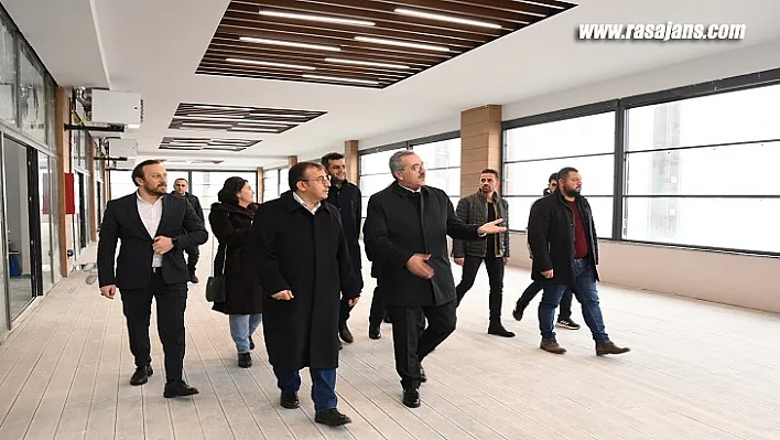 Başkan Güngör Yerel Yönetim Politikaları Kurulu Üyesi Tuzcuoğlu'nu Ağırladı