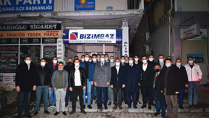 Başkan Gürkan Ak Partiakçadağ Gençlik Kollarını Ziyaret Etti