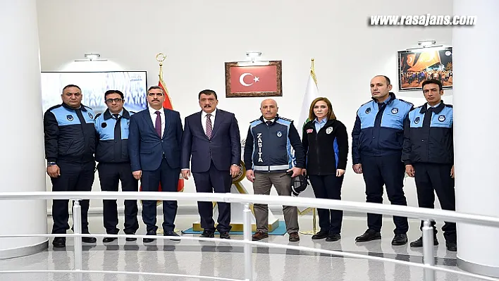 Başkan Gürkan, Görevde Yükselme Sınavında Başarılı Olan Personellerle Bir Araya Geldi