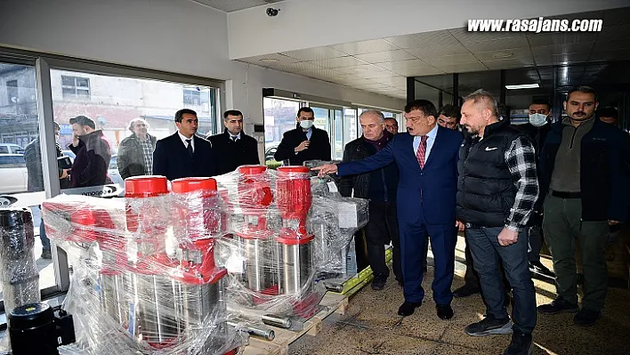 Başkan Gürkan Küçük Sanayi Sitesini ziyaret etti