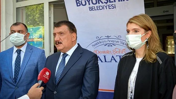 Başkan Gürkan, Öğrencileri Malatya'ya Davet Etti