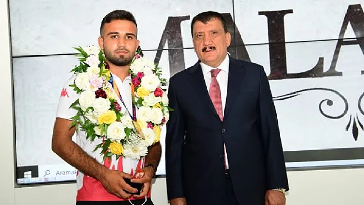 Başkan Gürkan Sporcumuzun Başarısı Bizleri Gururlandırmıştır