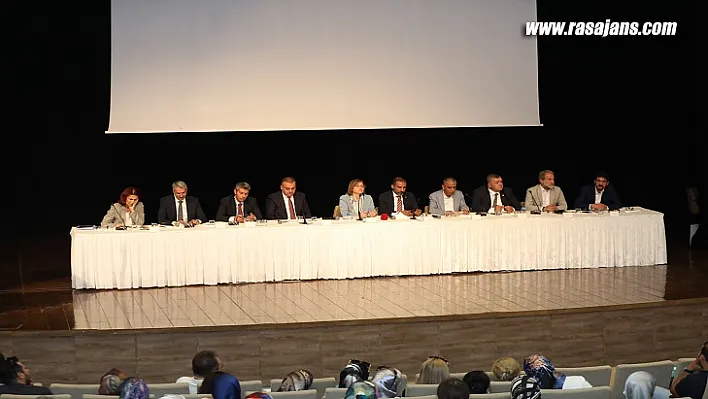 Başkan Şahin, Gastroantep İçin Sektör Temsilcileriyle Buluştu