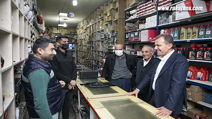 Başkan Seçer, Kuvayi Milliye Caddesi Esnafını Ziyaret Etti