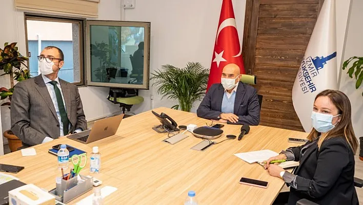 Başkan Soyer Belediye Başkanları Küresel Parlamentosu'nun panelinde konuştu: