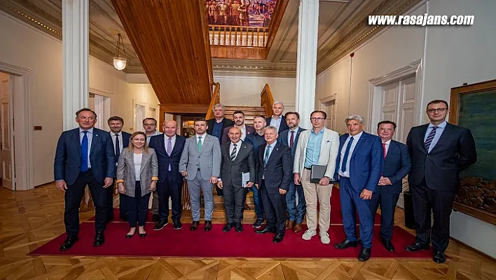 Başkan Soyer Bosna Hersek heyetini ağırladı