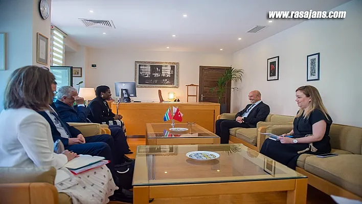Başkan Soyer Güney Afrika Büyükelçisi'ni ağırladı