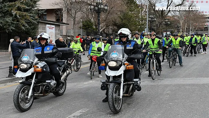 Başkentte Tekerler Epilepsi Hastalığına Dikkat Çekmek İçin Döndü