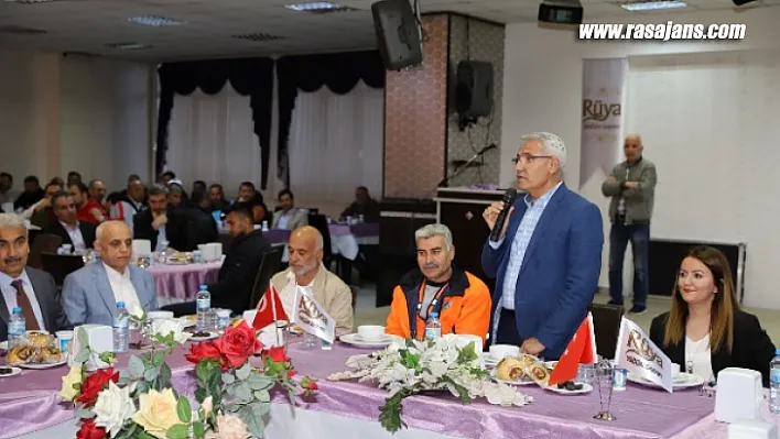 Battalgazi Ailesi İftarda Bayramlaştı