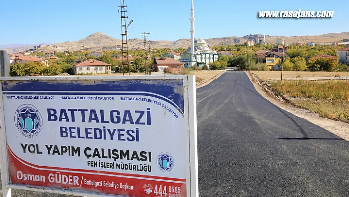 Battalgazi Belediyesi'nden Vaizpınarı Caddesine Sıcak Asfalt