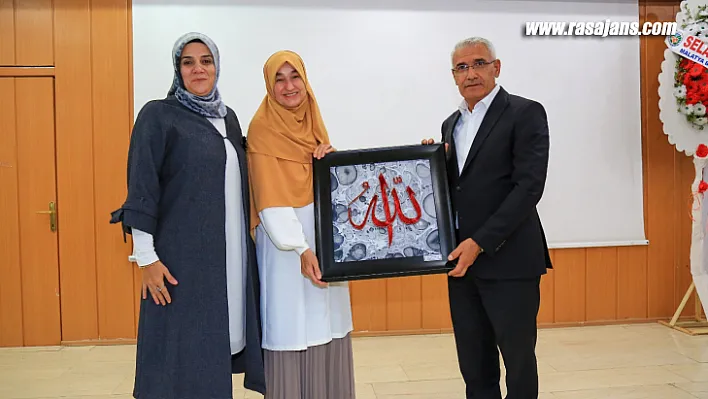 Battalgazi Belediyesi'nin Düzenlediği Saliha Erdim Konferansı Yoğun İlgi Gördü