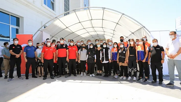 Battalgazi Belediyesi Önünde Afet Eğitim Çadırı Kuruldu