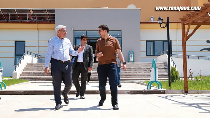 Battalgazi'deki Yarı Olimpik Havuz Açılış İçin Gün Sayıyor