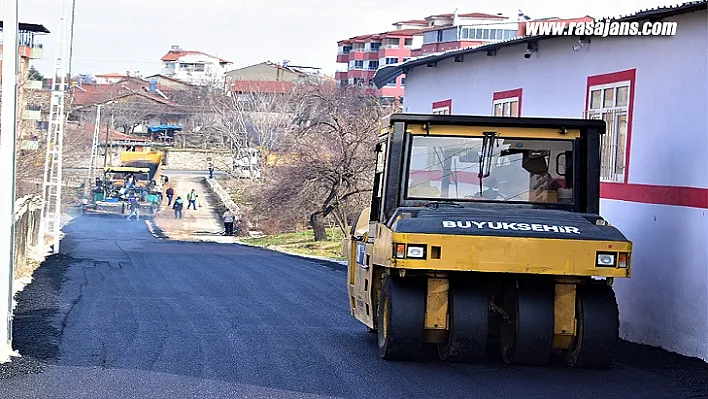 Battalgazi Mahallesi'nde Asfalt Çalışmalarına Başlandı