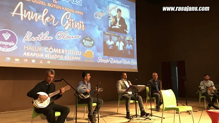 Bilal Göregen Konseri Düzenledi
