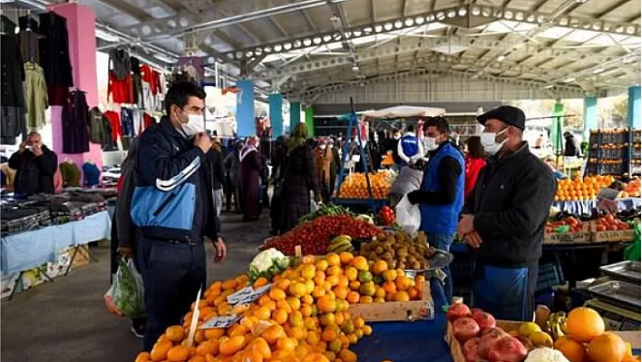 Bir Günde İstanbul'da 438 Semt Pazarı Açıldı