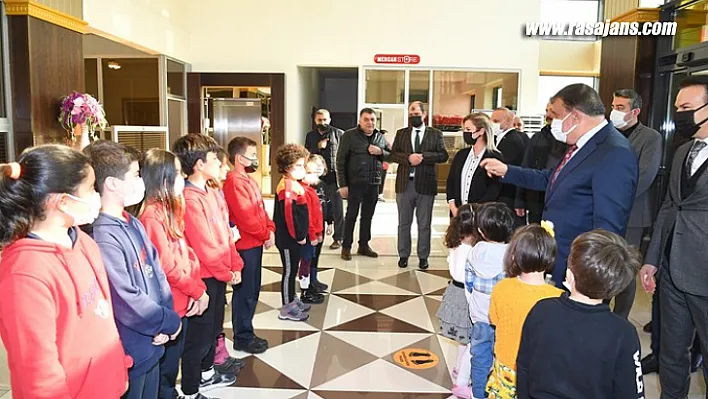 Bu Toplumu Yarın Sizler Yöneteceksiniz