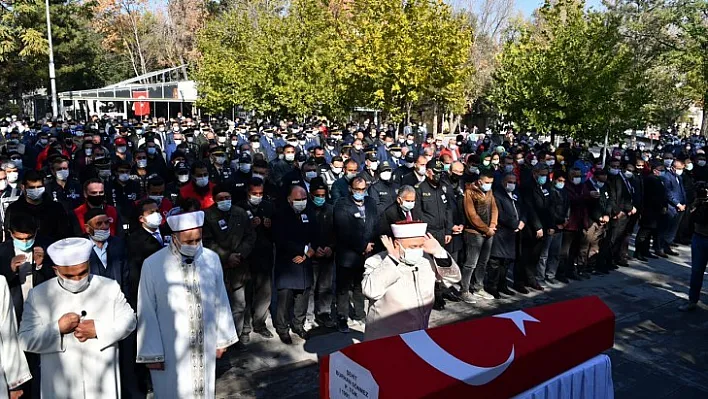 Büyükkılıç Şırnak Şehidimize Son Görevimizi Yaptık