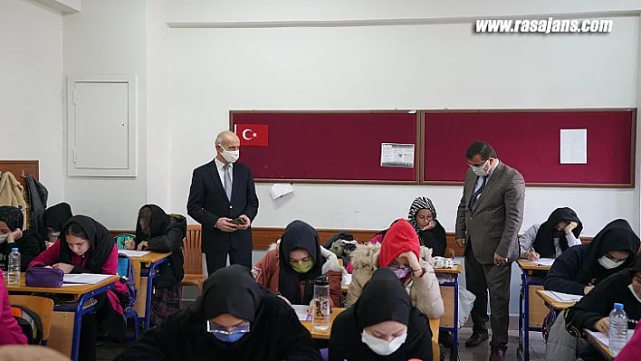 Büyükşehir'den 38 Bin Hazırlık Öğrencisine Deneme Sınavı