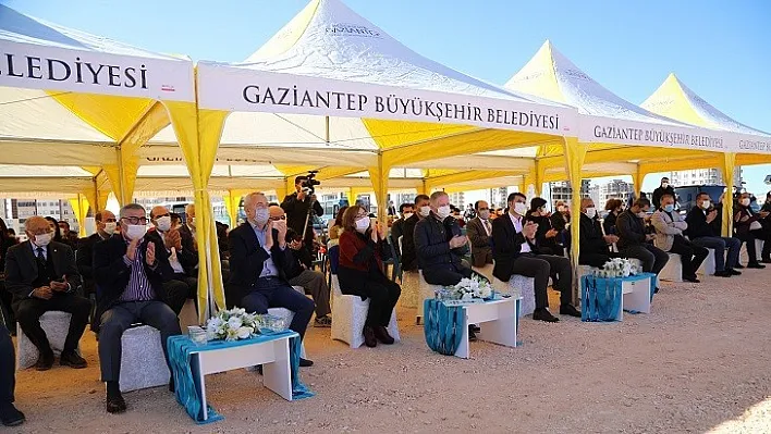 Büyükşehir Gaziantep'i Ağaçlandırıyor