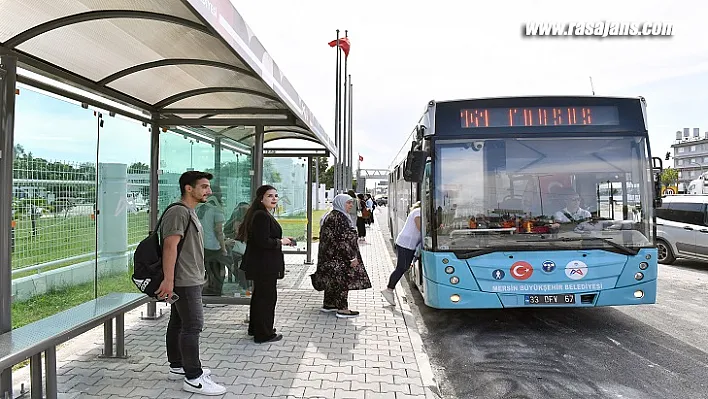 Büyükşehir Üniversite Öğrencilerini Unutmadı