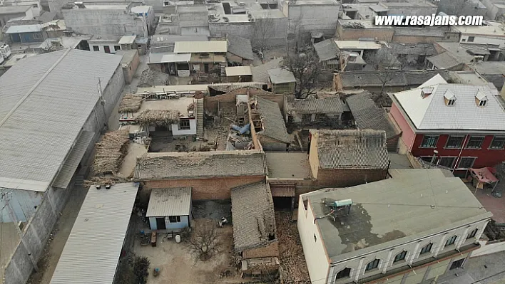 Çin, deprem bölgelerine 220 milyon yuanlık acil yardım fonu ayırdı