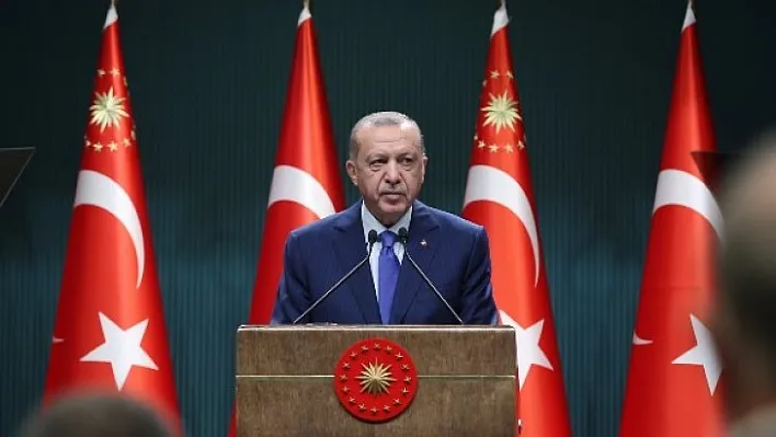 Erdoğan, Taksim Camisi'ni ibadete açtı