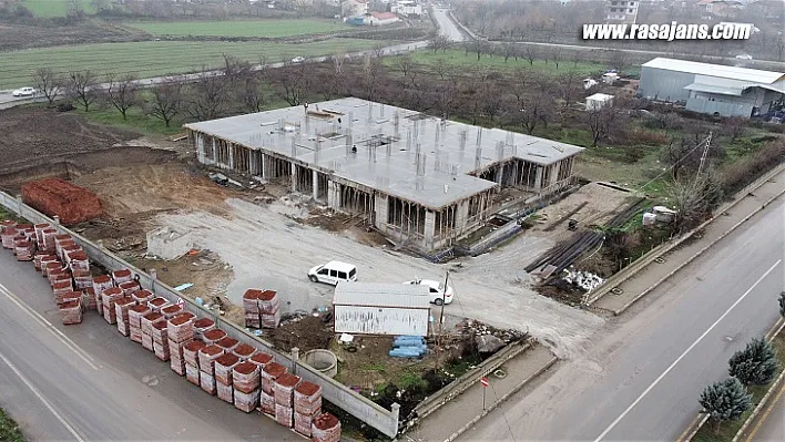 Eskimalatya'daki Sağlık Merkezinde Çalışmalar Sürüyor