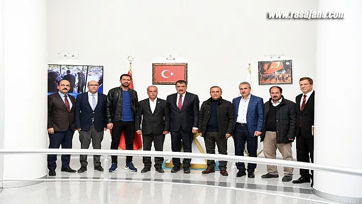 Fidancılar Ve Peyzajcılar Sitesi Yönetiminden Başkan Gürkan'a Teşekkür Ziyareti