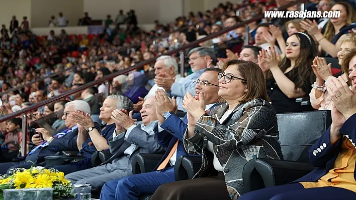 Gaziantep Büyükşehir'den Bin Bağlama Bin Umut Konseri