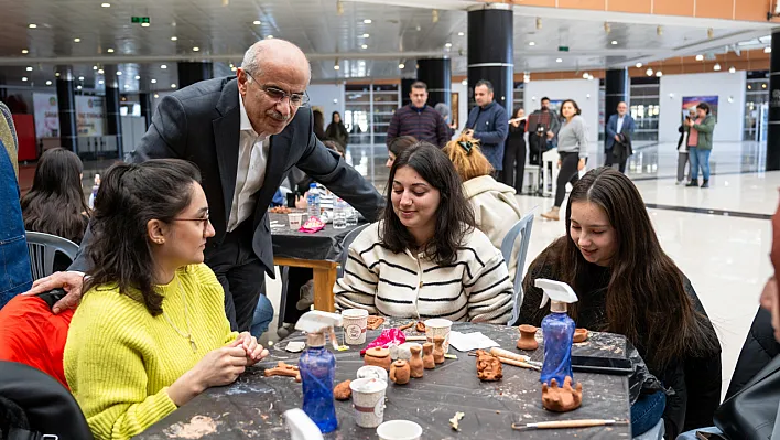 Gençler İçin Tarih Bilincini Geliştiren Örnek Proje