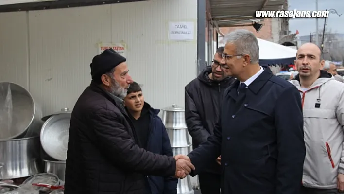 Gezer, Seçim Gezilerini Sürdürüyor