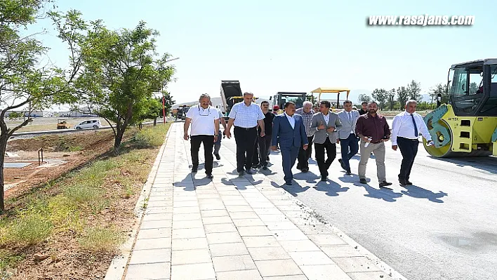 Gürkan: Beton Yol Hem Daha  Ekonomik Hem Daha Uzun Ömürlü