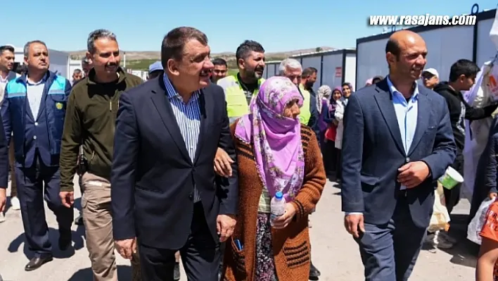 Gürkan' Depremin Üçüncü Günü Malatya'ya Şehir Plancılarını Getirdik'