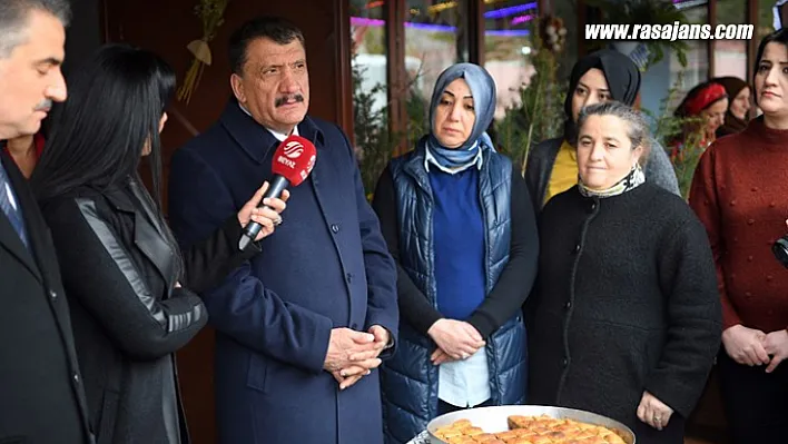 Gürkan: Kayısının 5 Bin Yıllık Tarihi Geçmişi Var