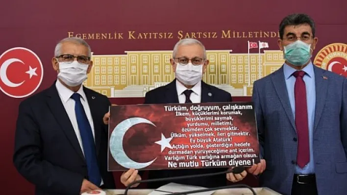Hayrettin Nuhoğlu'dan 'Andımız'a' kanun teklifi