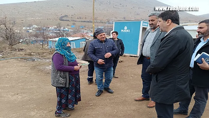 Dönmezer, depremzedelerin yaşadığı mağduriyeti gündeme taşıdı