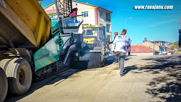 İhlas caddesinde asfalt çalışmaları tamamlandı