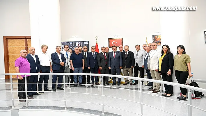 İhracatçılar Birliklerinden Başkan Gürkan'a Ziyaret