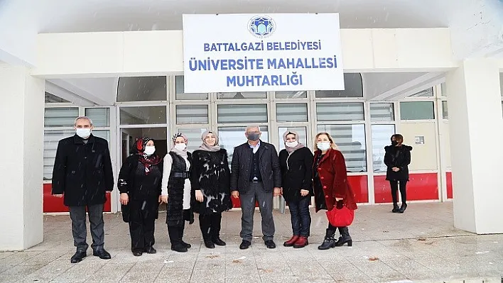İhtiyaç Sahibi Çocukların Yüzünü Başkan Güder Güldürdü