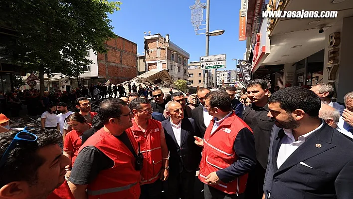 İmamoğlu Depremle Topyekun Mücadele' Çağrısını Yineledi Çözüm Buradan Geçmektedir