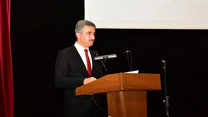 İstiklalden İstikbale Çanakkale Temalı Program Düzenlendi