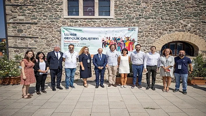 İzmir Gençlik Çalıştayı başladı