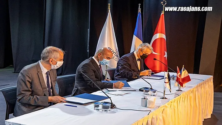 İzmir tarihinin en büyük yatırımı için ikinci kredi sözleşmesi imzalandı
