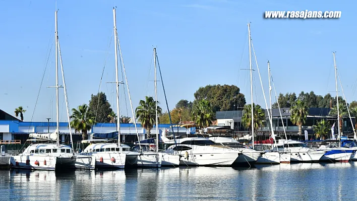 İzmirlilerin gözdesi mavi bayraklı İzmir Marina