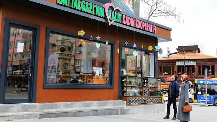 Kadın Kooperatifi Kafe Market Büyük İlgi Görüyor