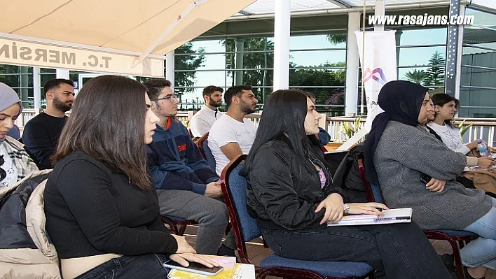 Kariyer Merkezi Yeni Nesil Mentorluk Programı Nı Başlattı
