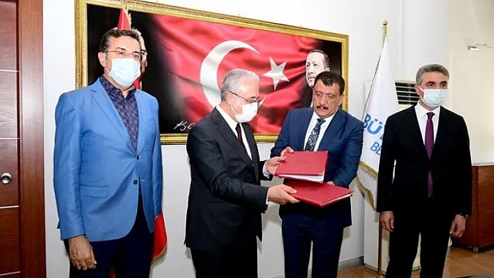 Kent Meydanı İçin Protokol İmza Töreni Düzenlendi